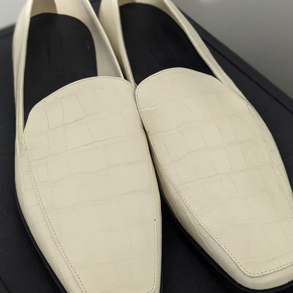 Everlane Croc-Embossed Loafers